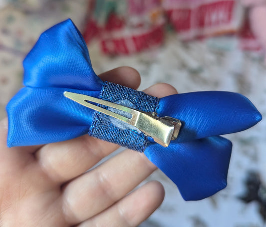 Button Bow - Hair Clip